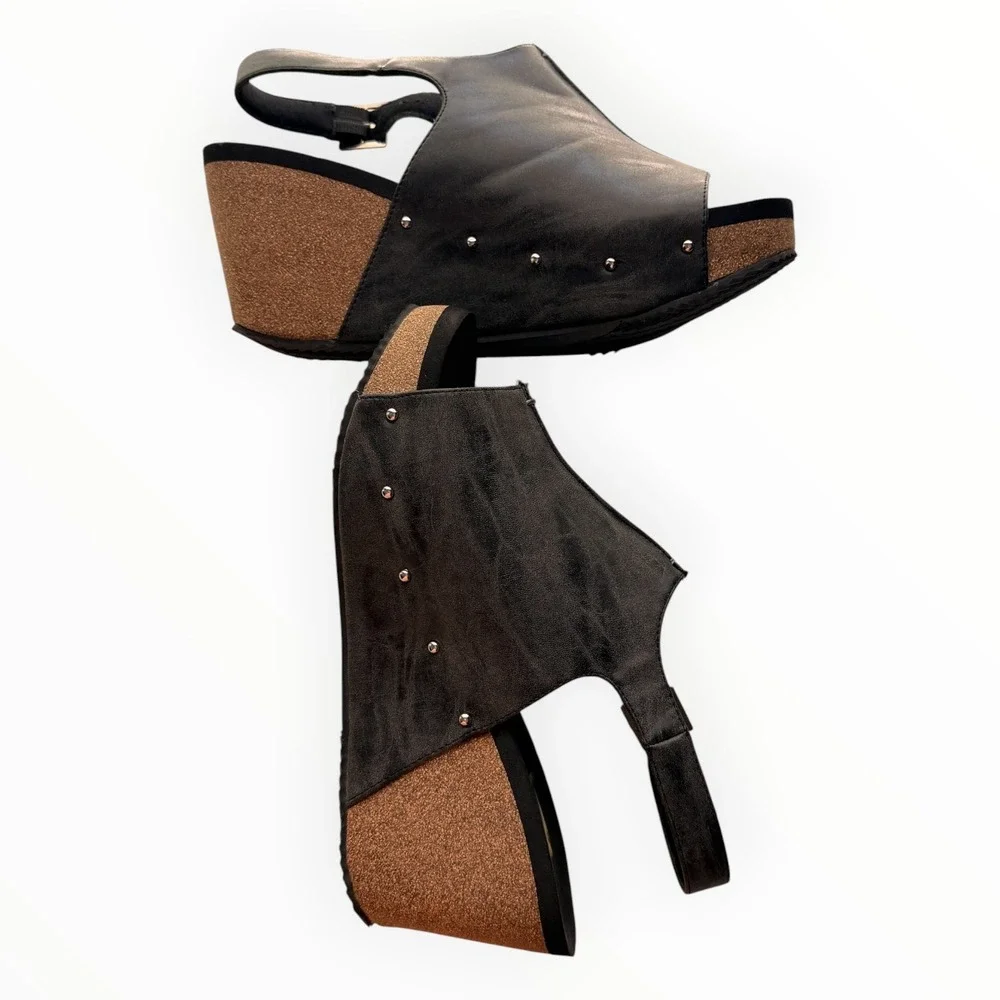 Volatile Division Cork Wedge Sandals Charcoal Slingback Studded Size 10